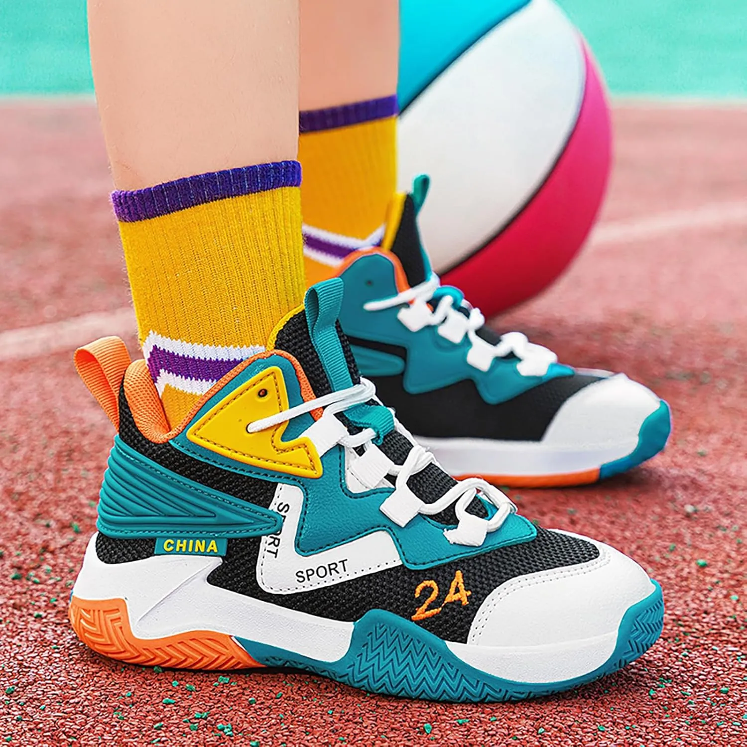 Boys Basketball Shoes Kids Basketball Sneakers Breathable Tennis Shoes for Boys Girls