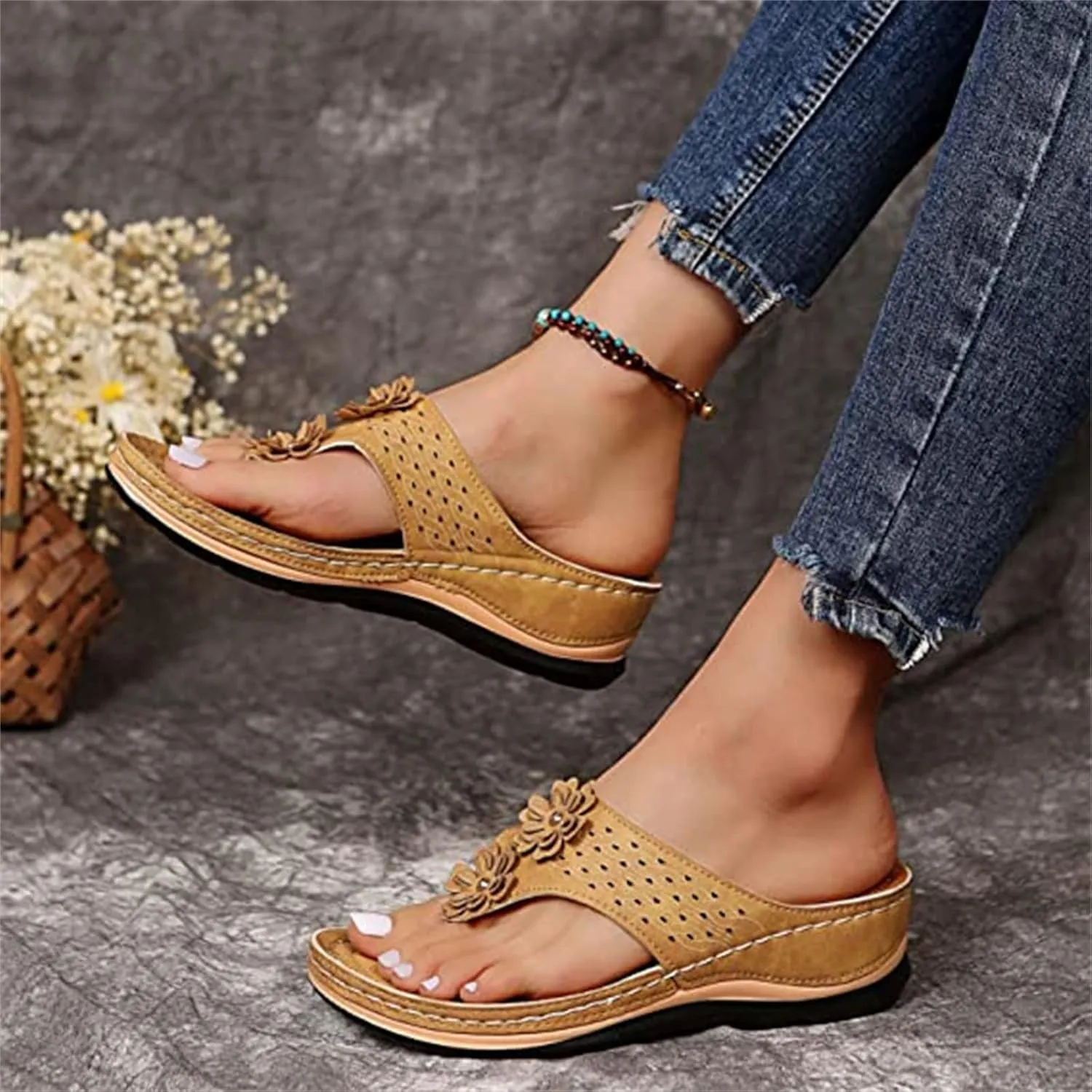 Lausiuoe Orthopedic Sandals for Women,Women Casual Dressy Summer Slippers Orthotic Flat Flip Flops With Arch Support