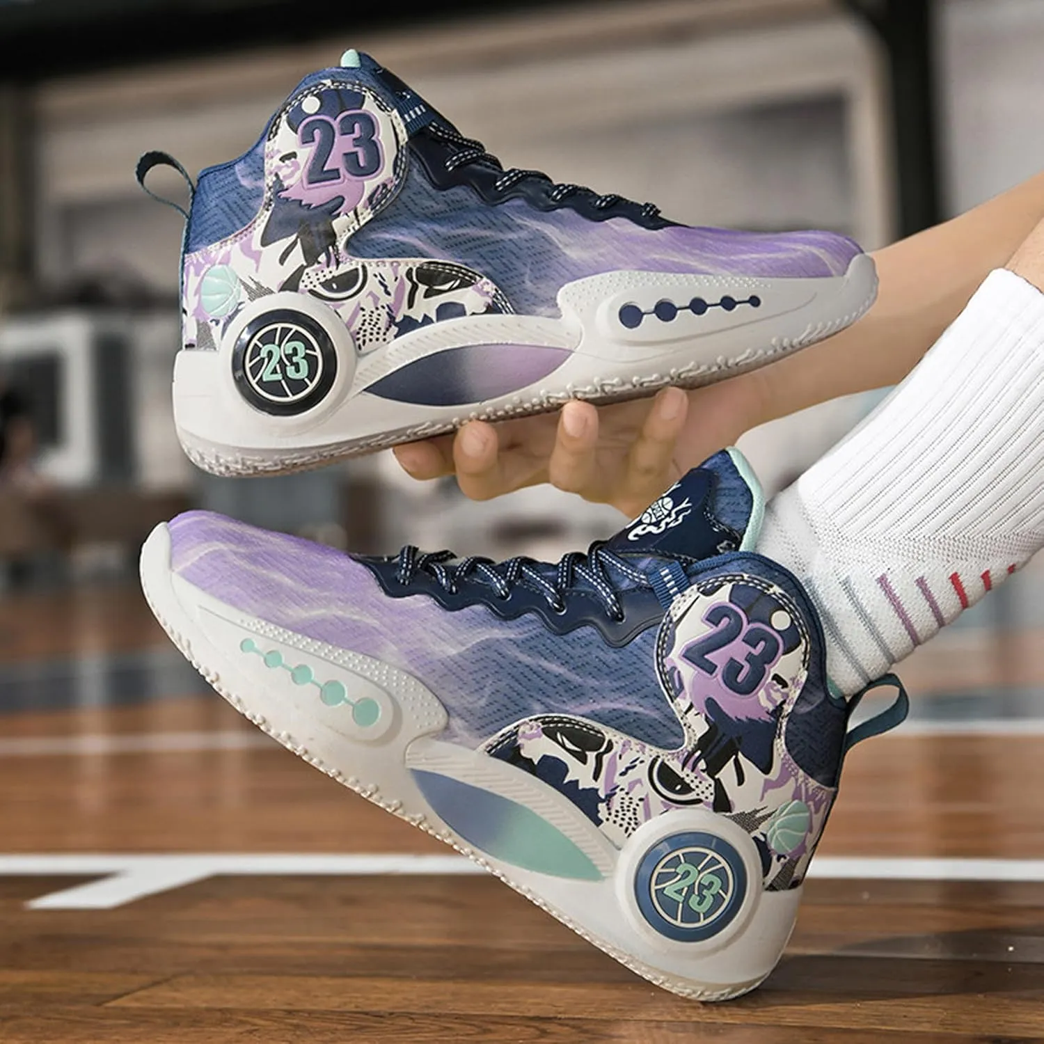 Men's Basketball Shoes Anti-Slip and Wear-Resistant Soles Running Shoes Graffiti Design Fashionable Sports Shoes