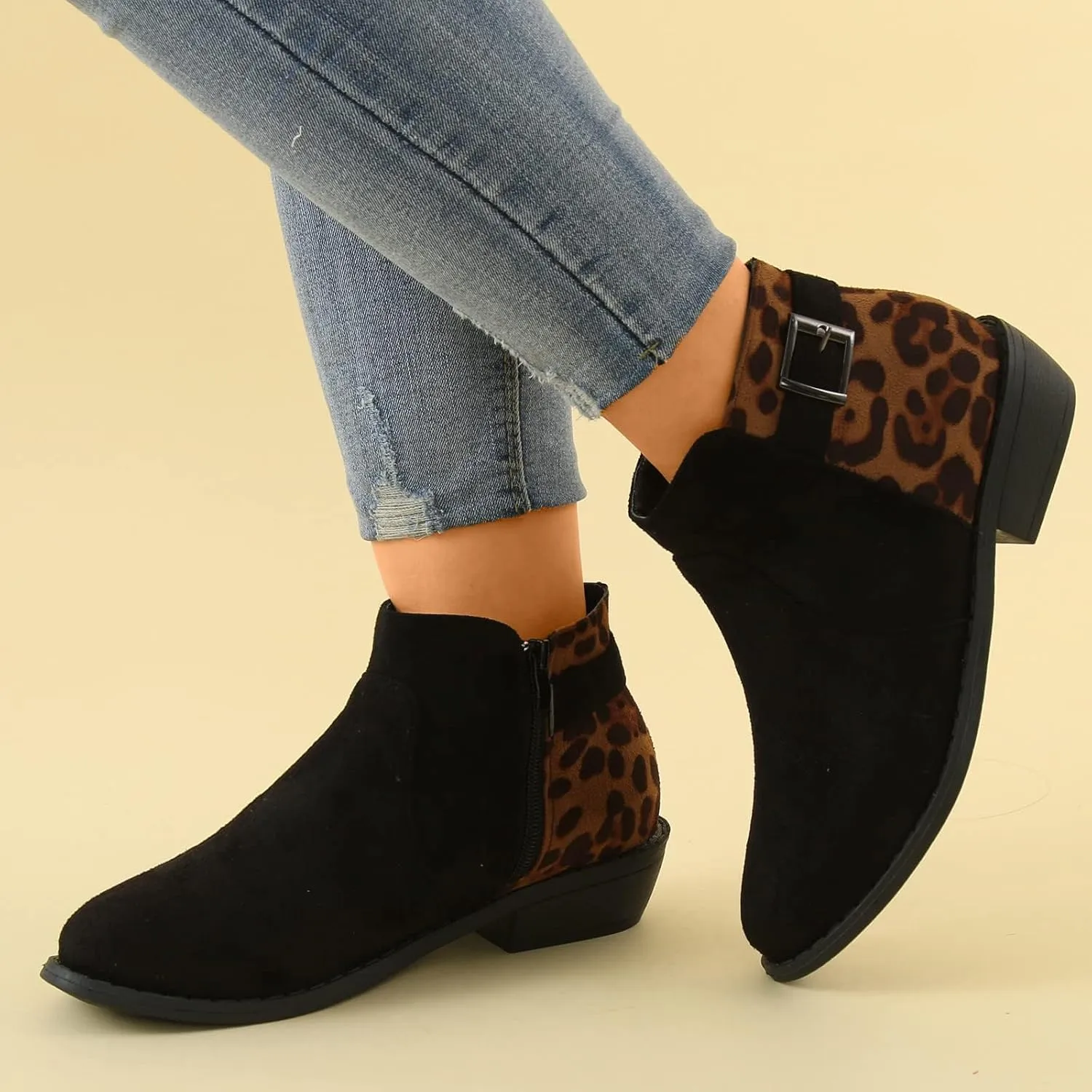 Women's Ankle Boots Low Stacked Chunky Heels Zipper Round Toe Slip on Chelsea Booties Winter Leopard Fashion Boots