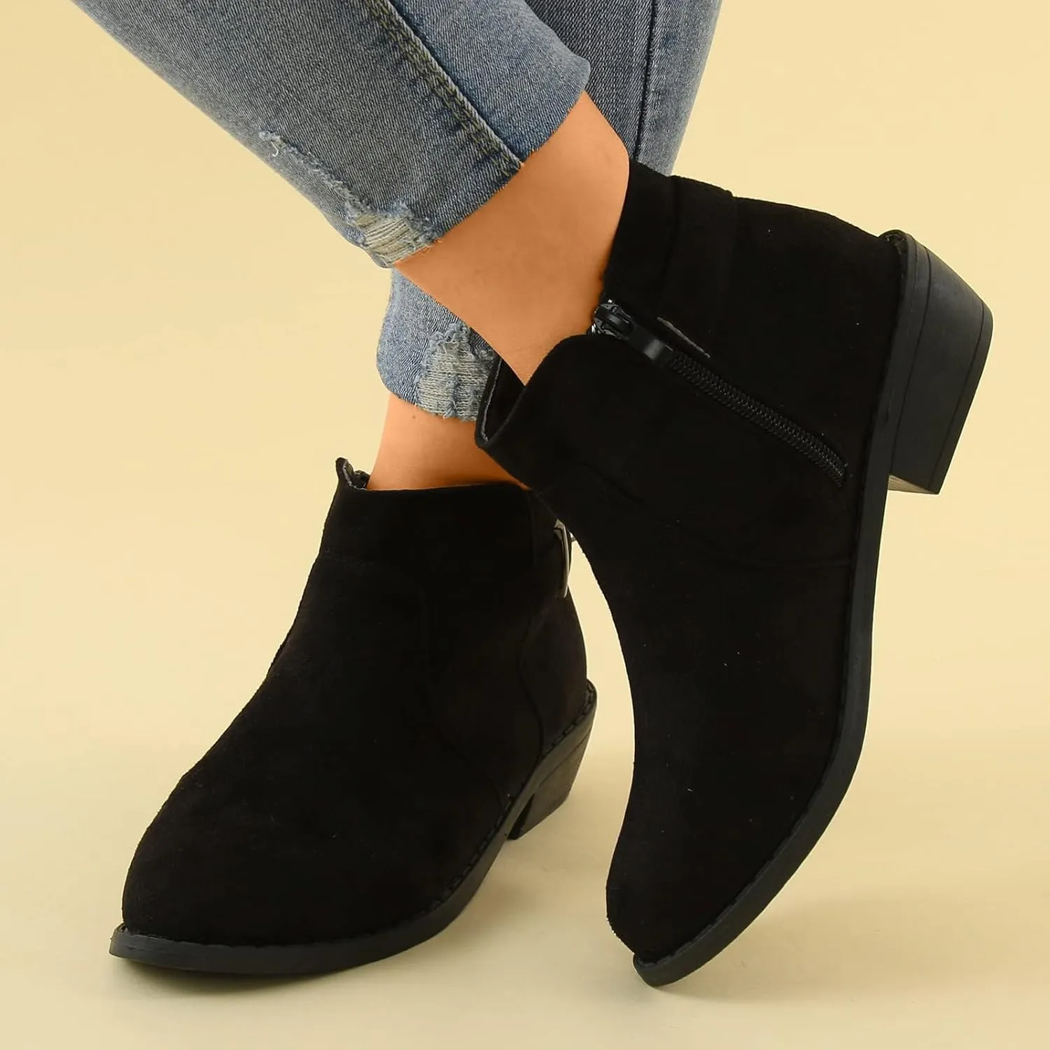 Women's Ankle Boots Low Stacked Chunky Heels Zipper Round Toe Slip on Chelsea Booties Winter Leopard Fashion Boots