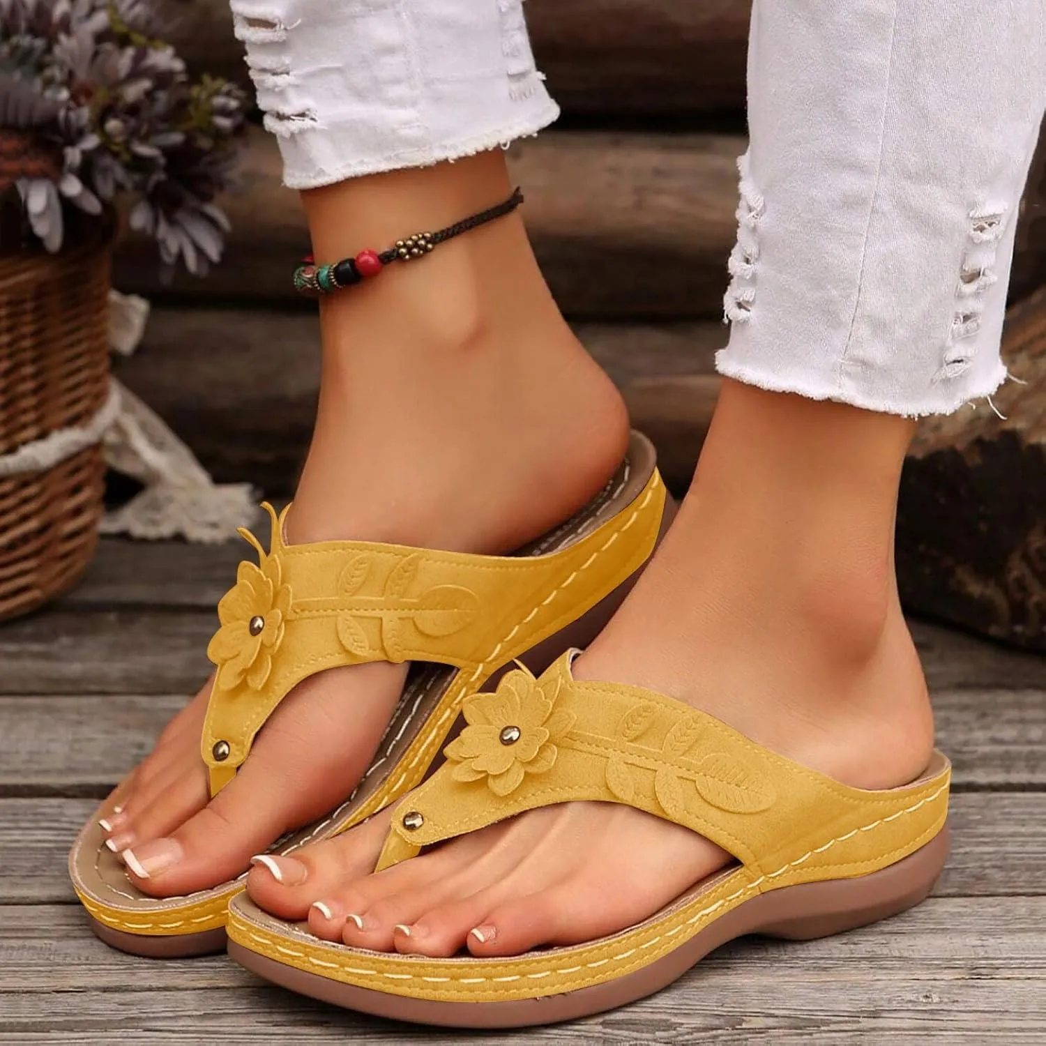 Womens Arch Support Soft Cushion Flip Flops Yoga Mat Comfortable Walking Thong Sandals Slip On Wedge Sandal Indoor Outdoor for Summer